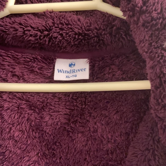 Burgendy jacket - Picture 2 of 2